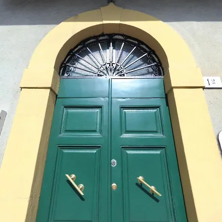 The Flower 3* 比萨